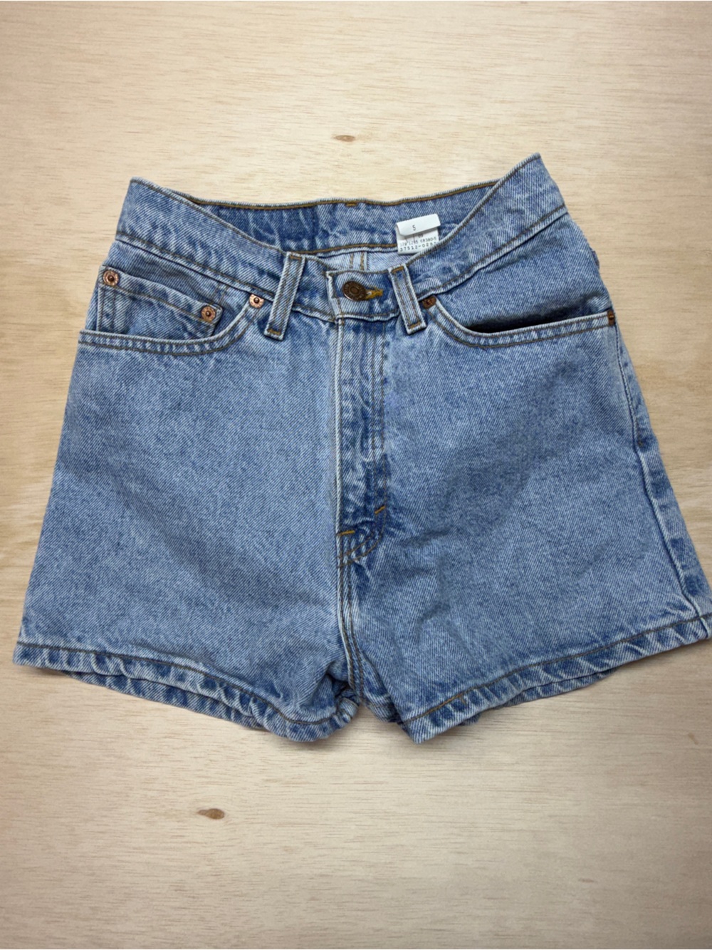 Vintage Levis 512 High Waisted Denim Shorts Size 5 Slim Fit Made in USA Light